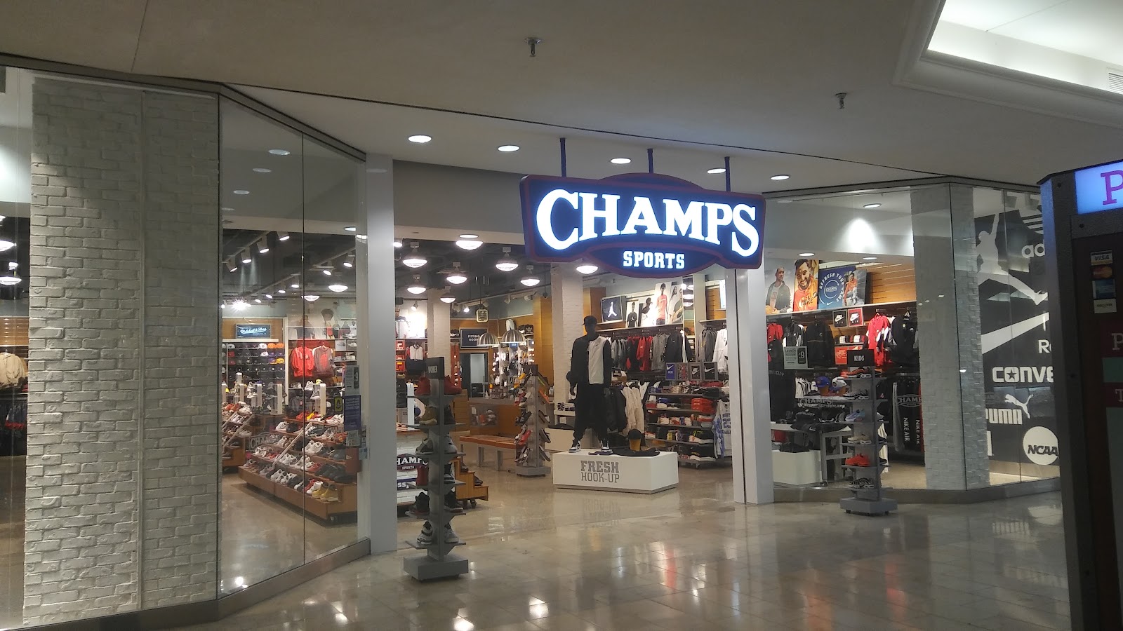 Champs Sports in Westland