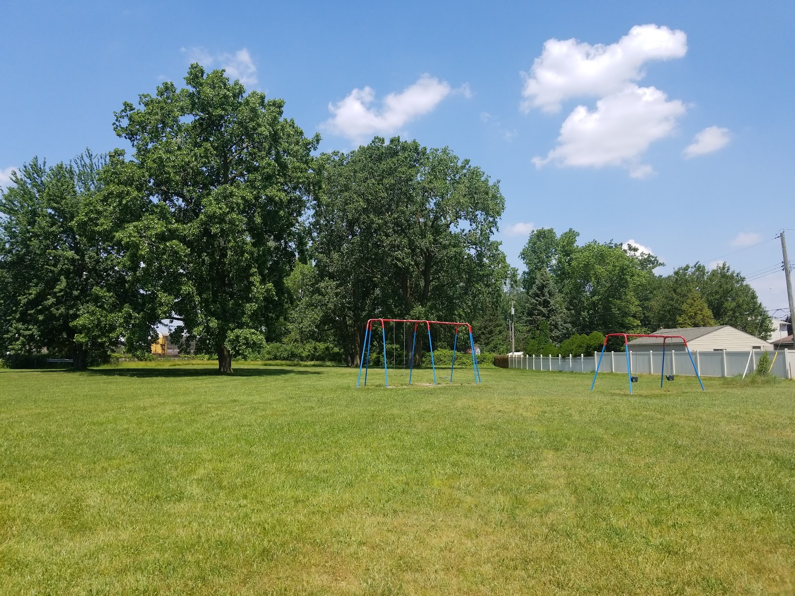 Curtis Woods Park — photo