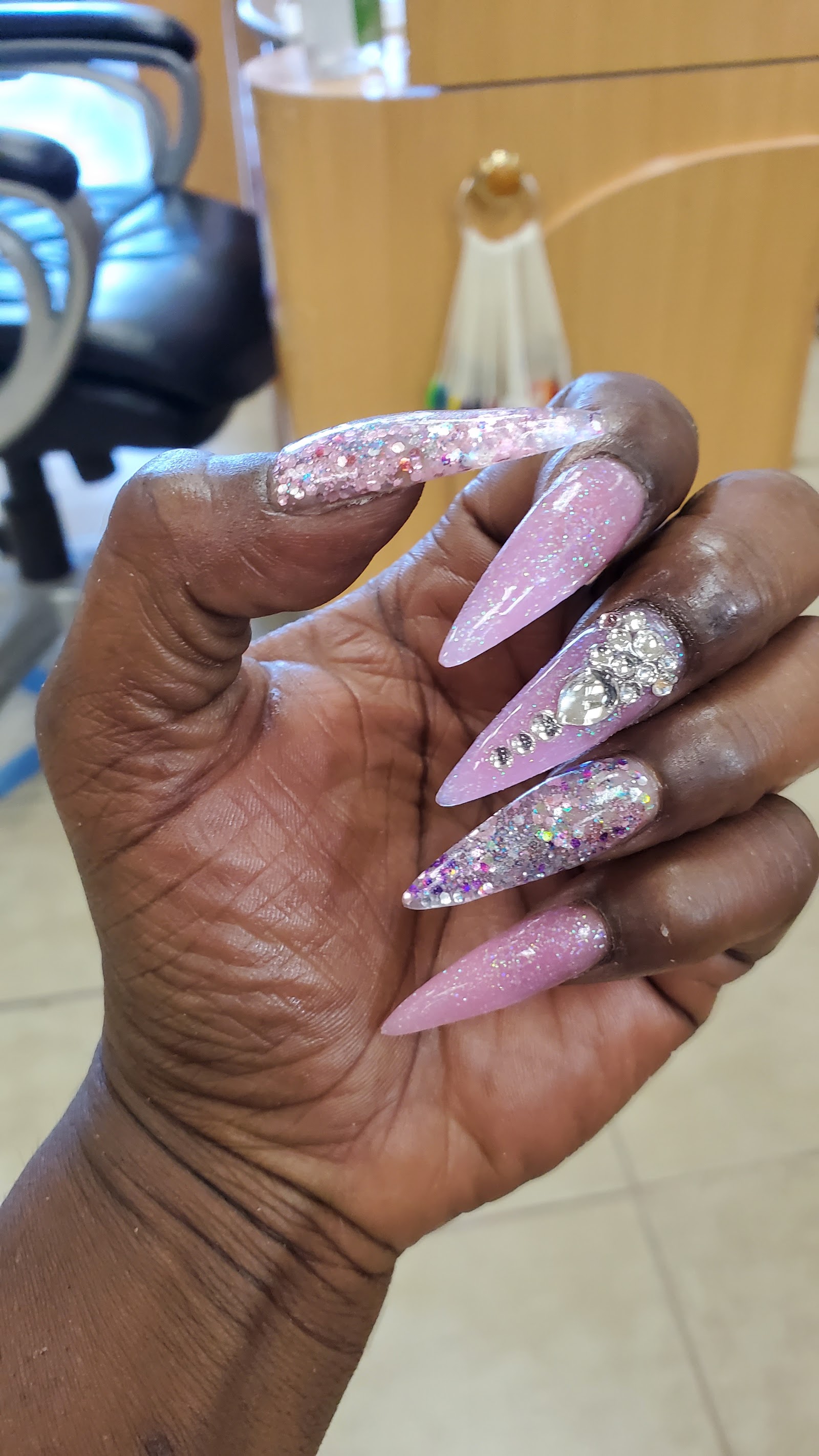 D&T Nail Designs in Westland