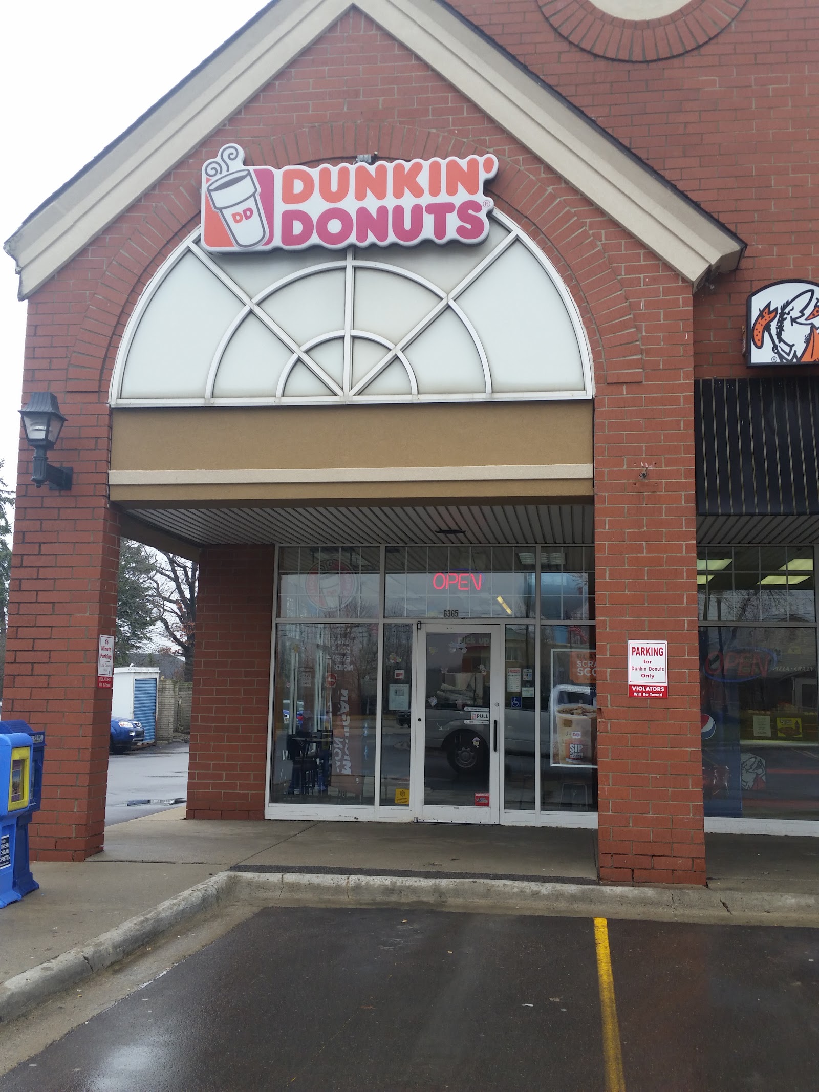 Dunkin' — photo