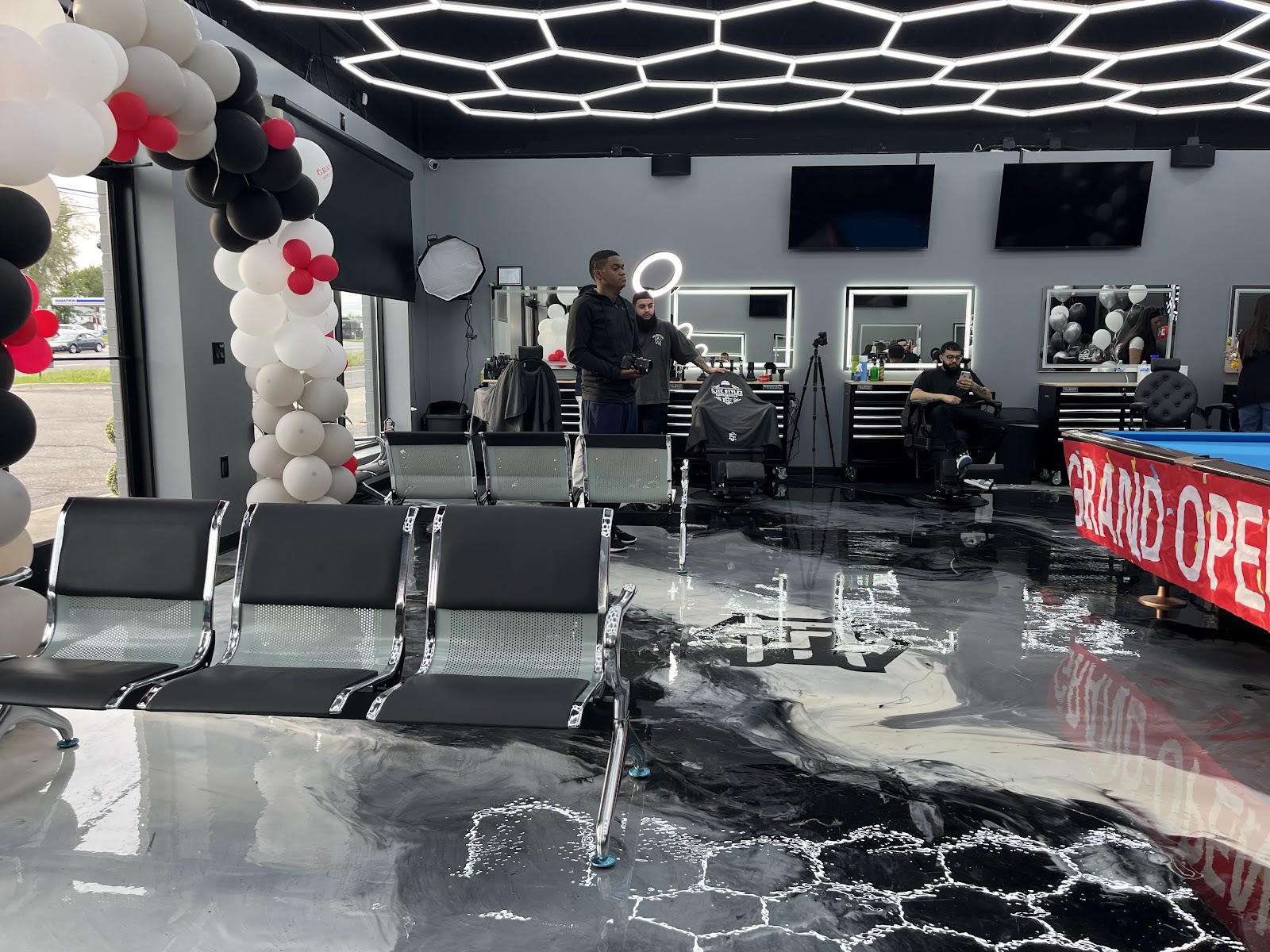 Elite Stylez Barbershop in Westland