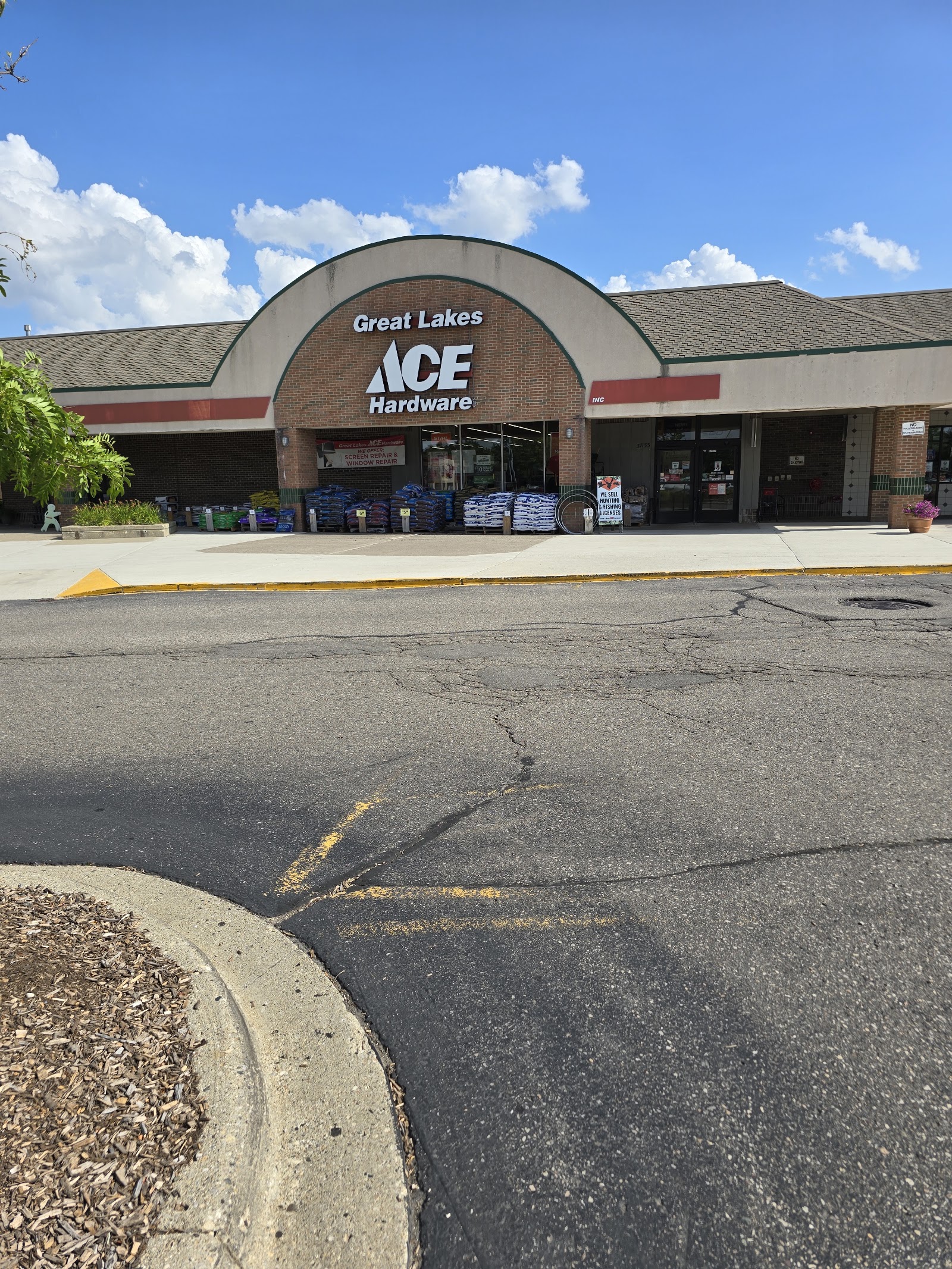 Great Lakes Ace in Westland