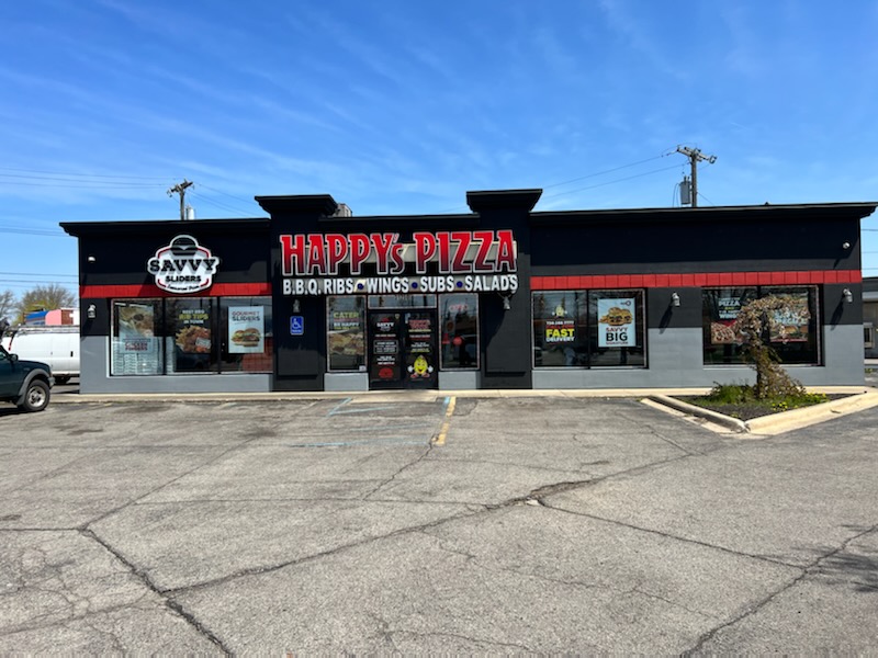 Happy's Pizza — photo