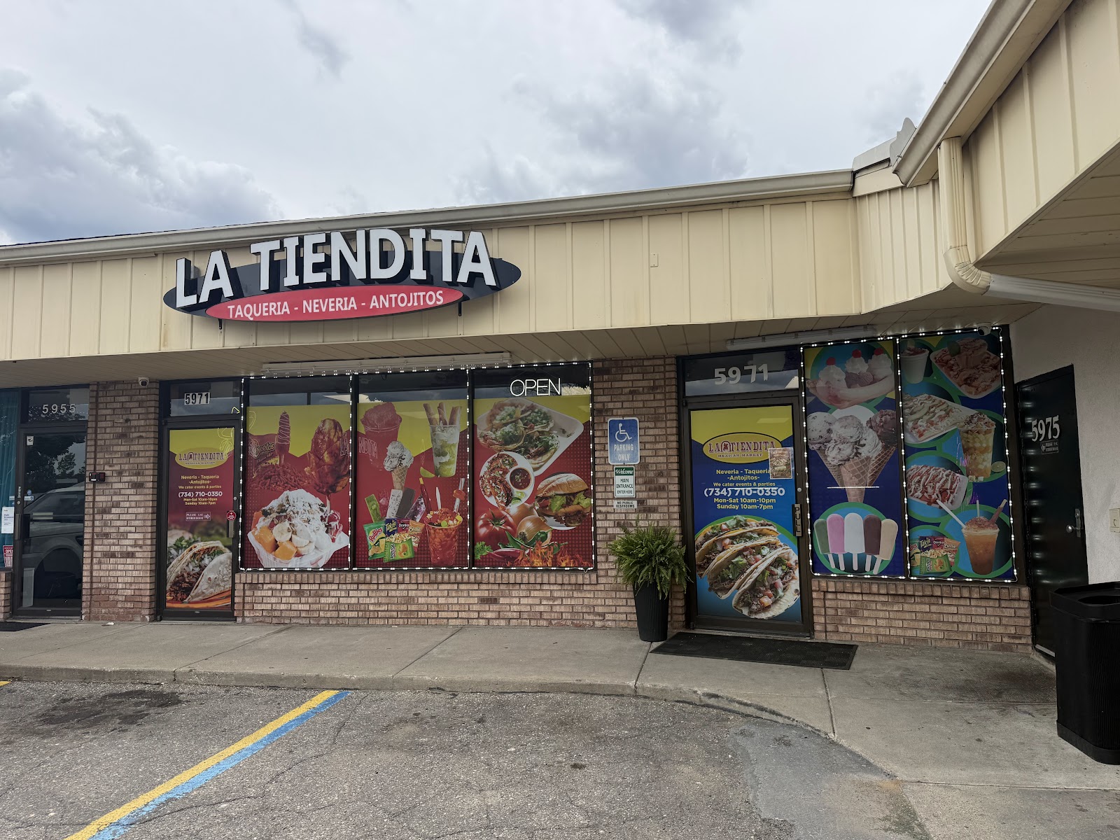 La Tiendita - Mexican Market in Westland