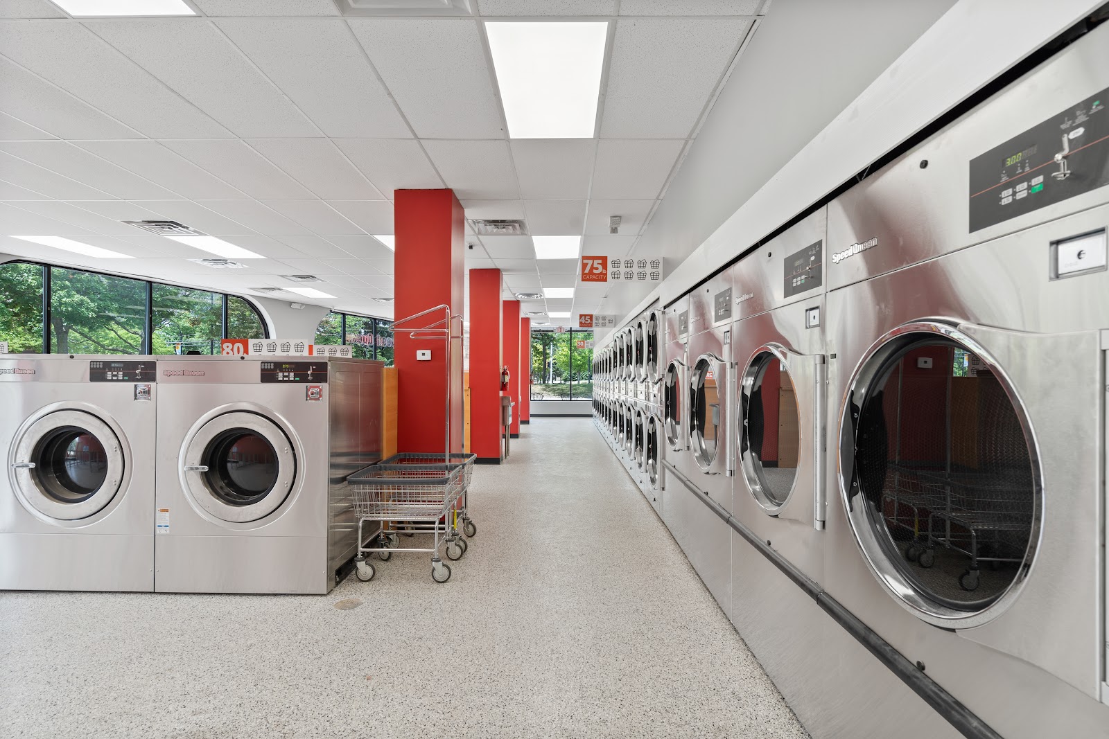 Laundromat Westland in Westland