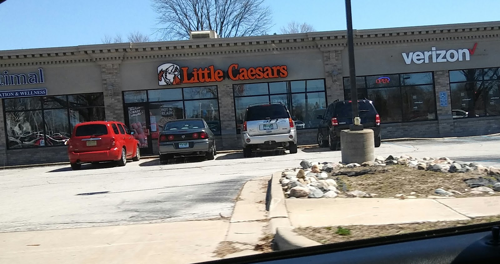 Little Caesars Pizza — photo