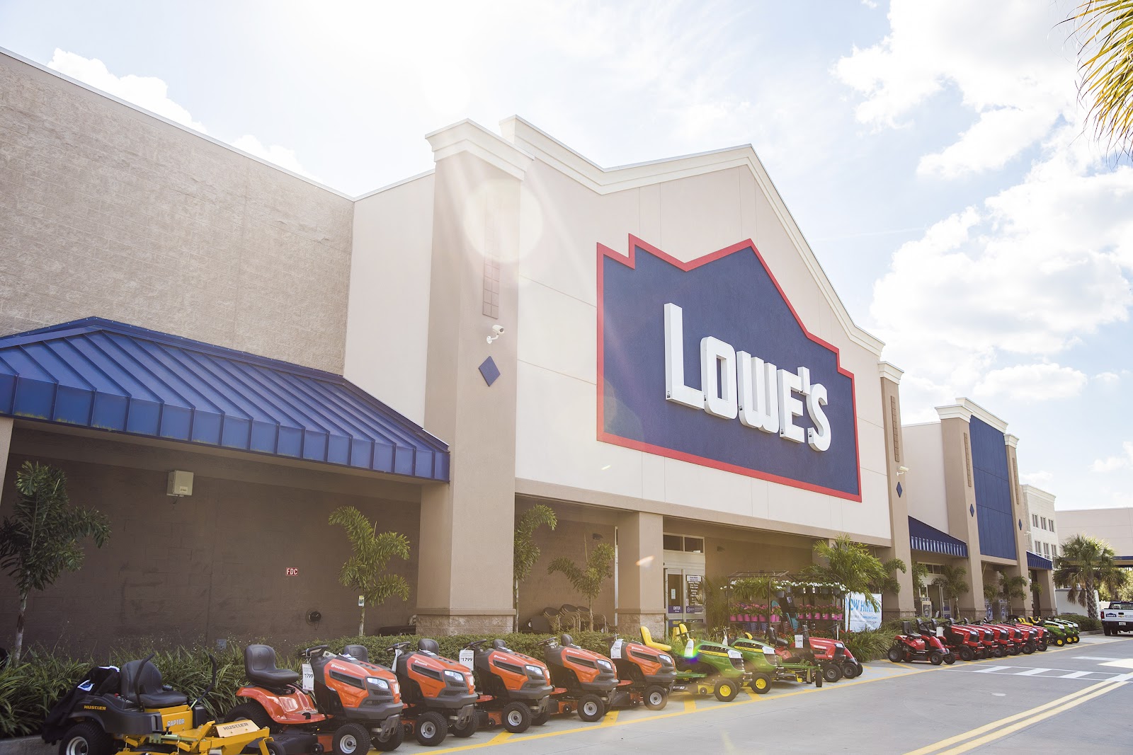 Lowe's Home Improvement in Westland