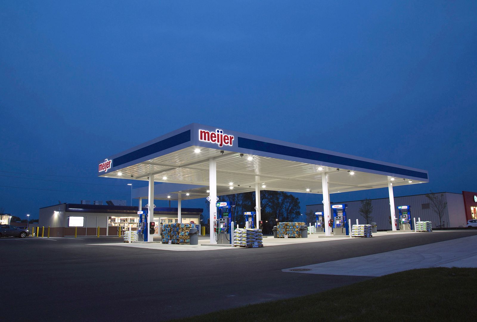 Meijer Express Gas Station in Westland