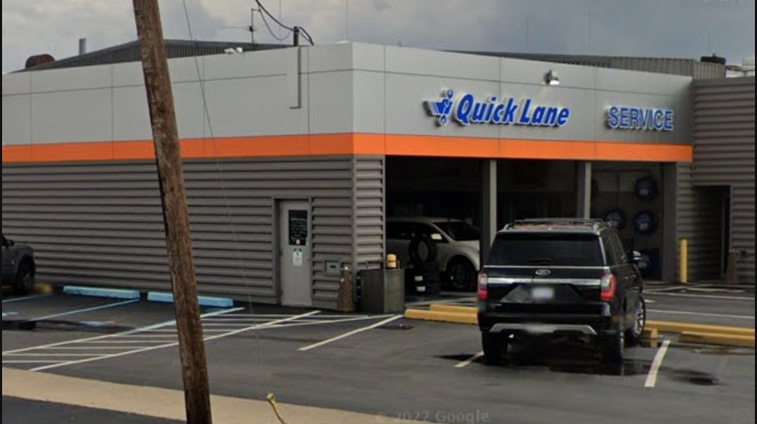 North Brothers Ford Service Center in Westland