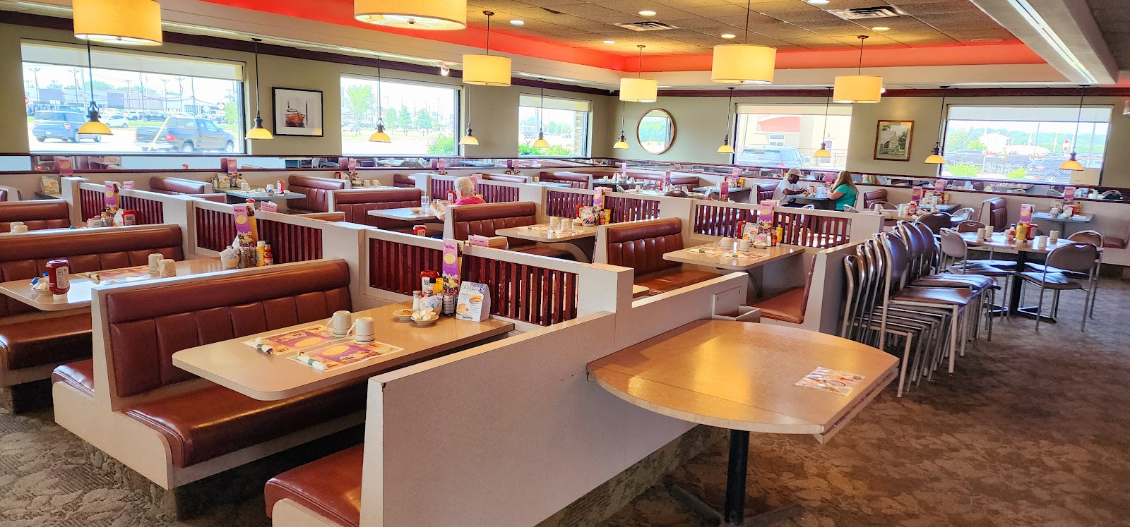 Ram's Horn Restaurant in Westland