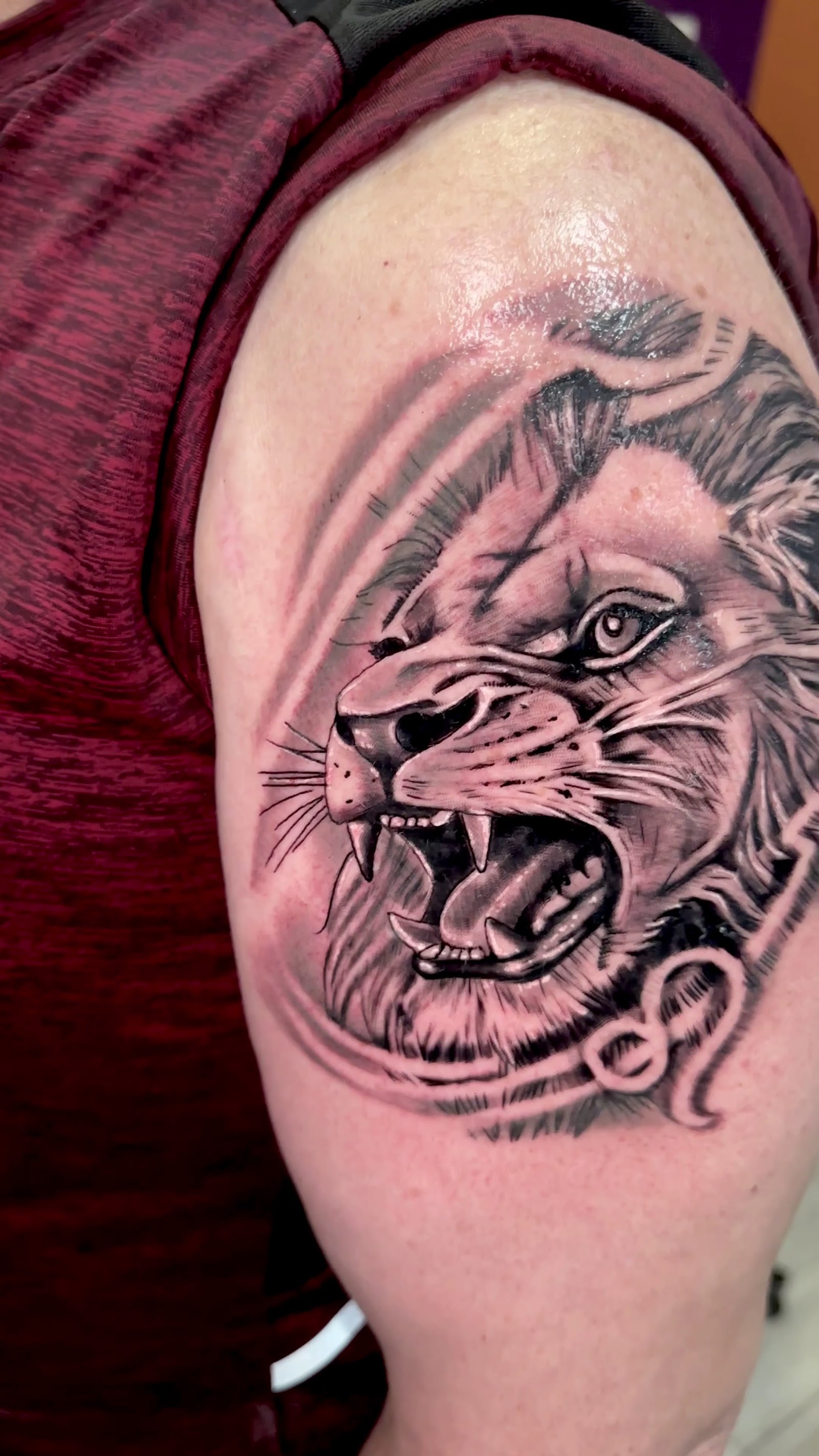 Skin Sinn tattoos — photo