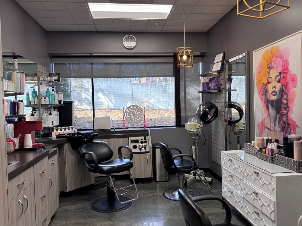 Sola Salons in Westland