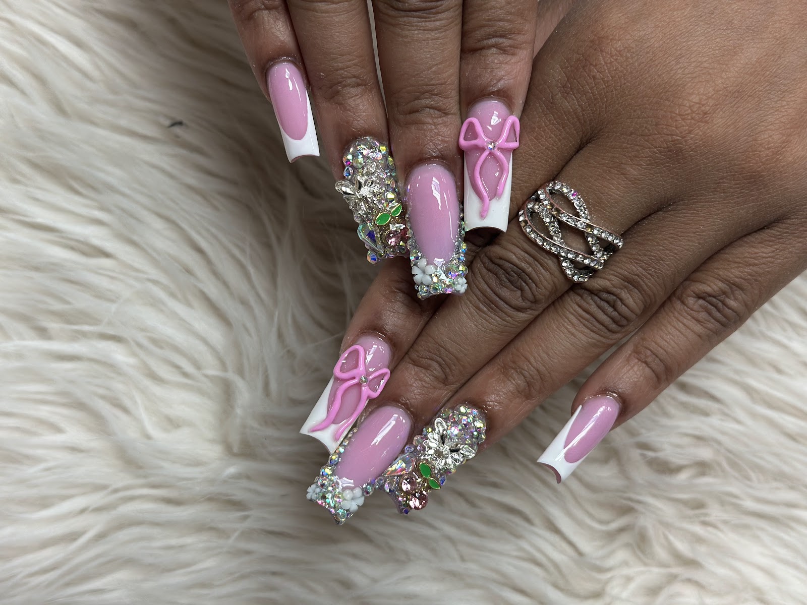 T & L Nails in Westland