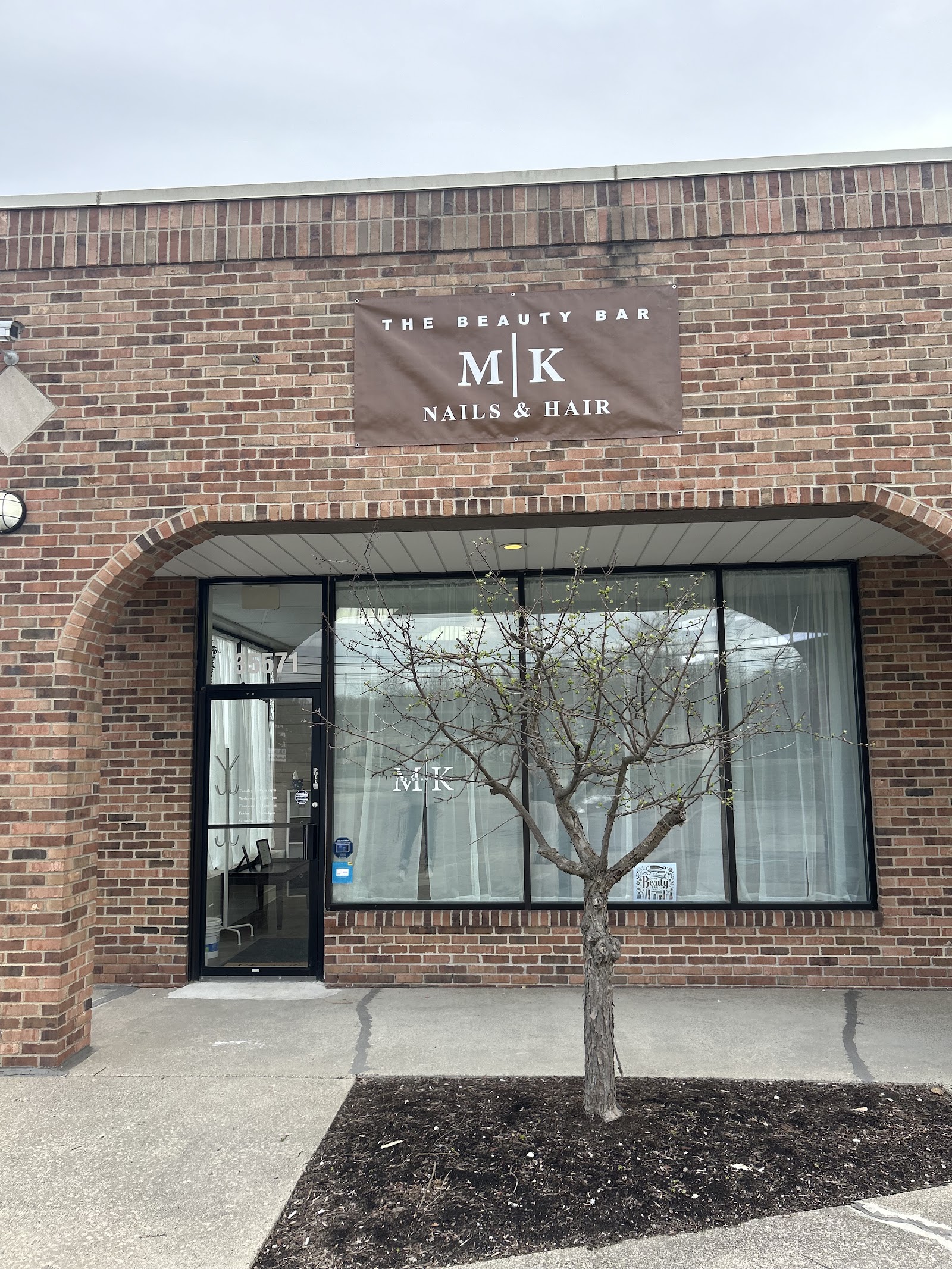 The Beauty Bar by M.K. — photo