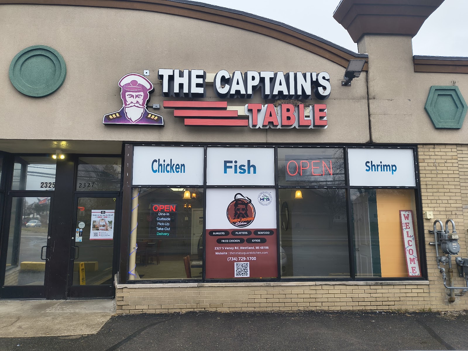 Times Square Kitchen Halal Restaurant (Previously Captain's Table) — photo