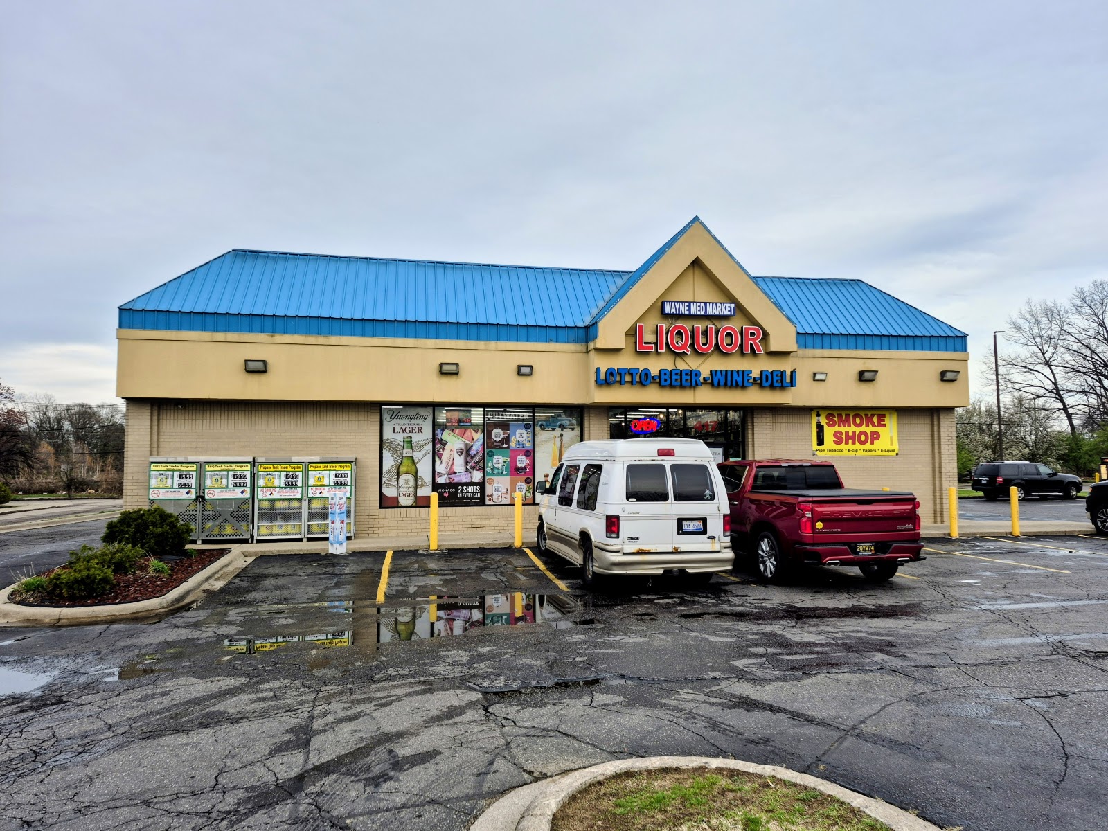 Wayne Med Market in Westland